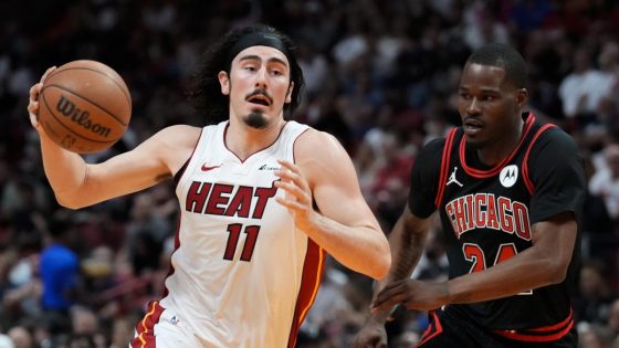 With Butler out, Jaquez Jr., Herro step up to combine for 45, Heat cruise past Bulls into playoffs – MASHAHER