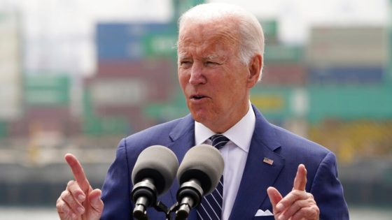 Biden sparks Christian group’s anger after making sign of the cross at abortion rally: ‘Disgusting insult’ – MASHAHER