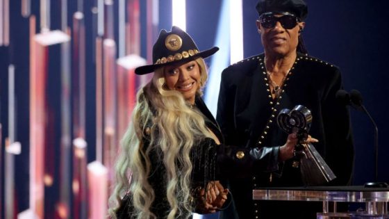 Beyoncé Reveals Stevie Wonder Played Harmonica on ‘Jolene’ Cover – MASHAHER