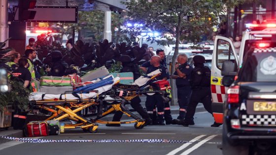 Six dead, including suspect, after stabbing spree at Australian shopping center – MASHAHER