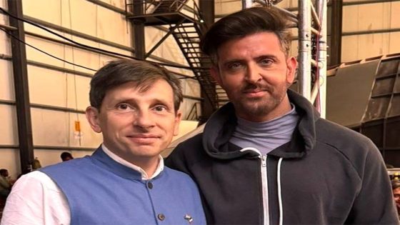 Hrithik Roshan poses with French Consul General on War 2 sets! 2 : Bollywood News – MASHAHER