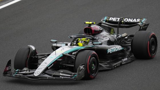 F1: Hamiltonâs early season engine woes spell trouble for his Mercedes swan song – MASHAHER