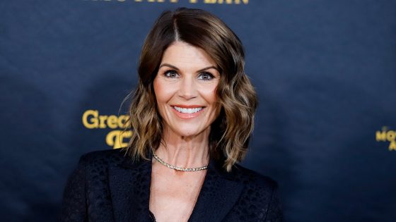 ‘Full House’s’ Lori Loughlin says ‘no one is perfect’ in first big interview since college admissions scandal – MASHAHER