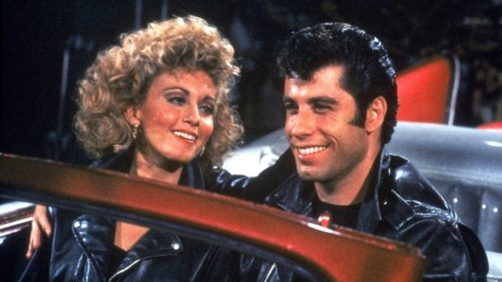 John Travolta Presents ‘Grease’ in Panama, Wants to Work With Latino Directors – MASHAHER