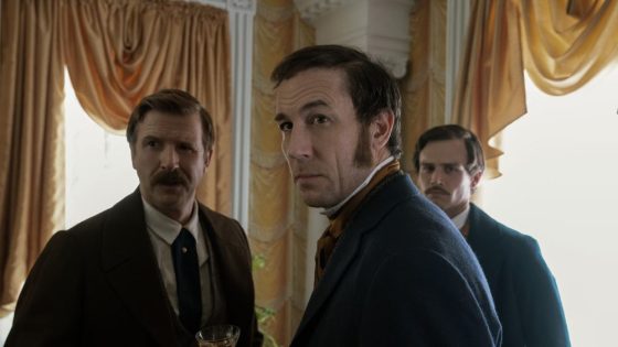 Tobias Menzies Talks Major Death, Abe Lincoln Friendship – MASHAHER