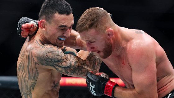 Max Holloway levels Justin Gaethje with epic knockout blow in final seconds of UFC 300 fight – MASHAHER