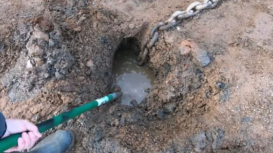 Story Alleges a Dad Found a Buried Chain After Landscaping His Yard and Instantly Regretted It. Here’s the Truth – MASHAHER