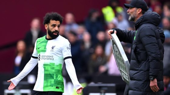 Jurgen Klopp, Mohamed Salah involved in heated exchange – MASHAHER