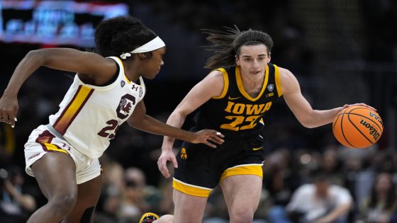 Iowa vs. South Carolina live scores, updates: Caitlin Clark breaks NCAA tournament all-time scoring record – MASHAHER