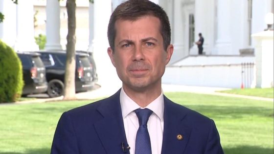 Secretary Buttigieg unpacks new rules on airline fees and refunds – MASHAHER