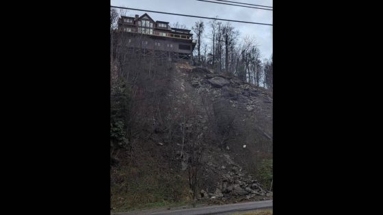 Rock slide closes highway to popular NC mountain tourist town. What drivers should know – MASHAHER