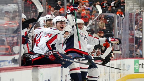 Capitals claim NHL’s final playoff spot after Flyers’ desperate goalie pull late in tied game – MASHAHER