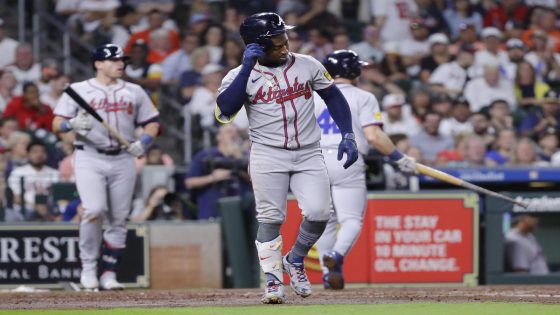 Braves All-Star Ozzie Albies lands on IL due to broken toe from hit-by-pitch – MASHAHER