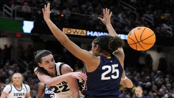 Caitlin Clark leads Iowa rally for 71-69 win over UConn in women’s Final Four. South Carolina awaits – MASHAHER