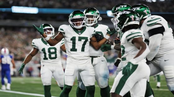 Jets unveil new jerseys, throwing it back to the 1980s for their permanent look – MASHAHER