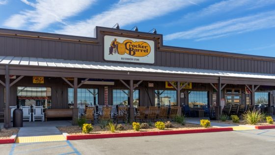 Sacramento Cracker Barrel suddenly closes for good – MASHAHER