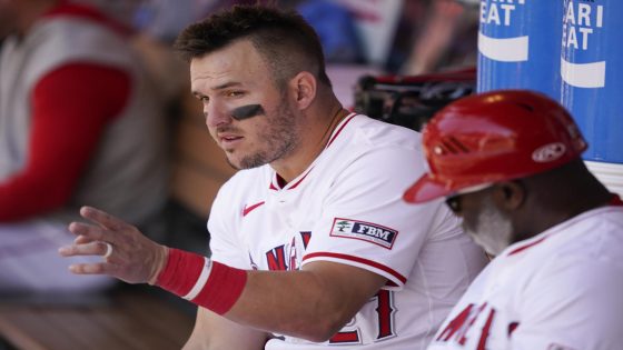 Mike Trout to undergo knee surgery, which isn’t expected to be season-ending – MASHAHER