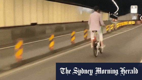 E-bikes rider crashes in Sydney’s Eastern Distributor – MASHAHER