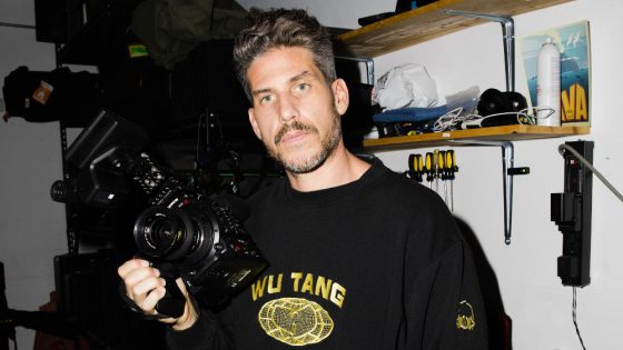 Jennifer Lopez Documentarian Jason Bergh Steps Into Focus – MASHAHER