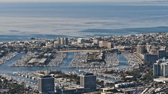 Suspect in custody after shots fired from Marina del Rey rooftop prompt alert in Los Angeles area – MASHAHER