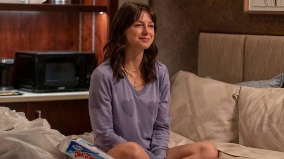 Melissa Benoist, ‘Girls on the Bus’ Showrunner on Telling Abortion Story – MASHAHER