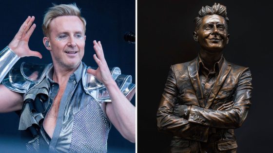 Ian ‘H’ Watkins from Steps ‘fell off his chair’ after discovering he was being honoured with 8ft statue in Cowbridge | UK News – MASHAHER