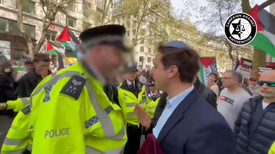 Police threaten to arrest ‘openly Jewish’ man yards from pro-Palestine march as his presence was ‘antagonising’ | UK News – MASHAHER