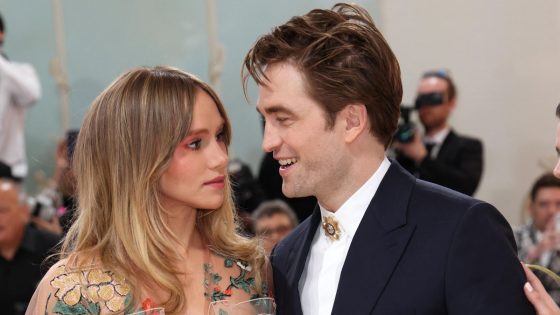 Robert Pattinson and Suki Waterhouse welcome first child | Ents & Arts News – MASHAHER