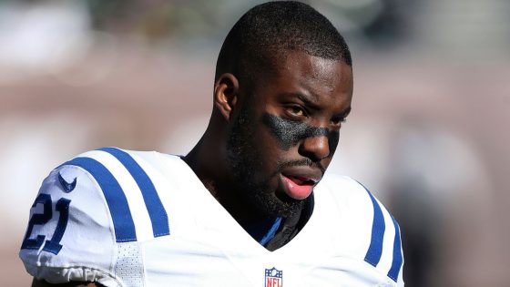 Vontae Davis: Former NFL player found dead at Florida mansion aged 35 | US News – MASHAHER