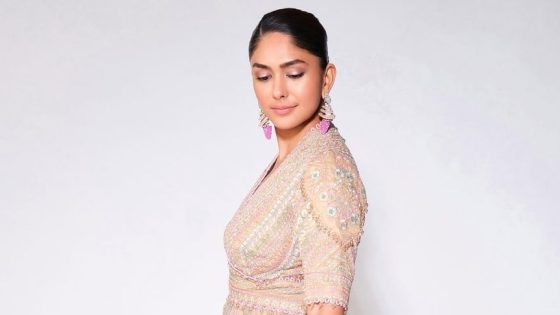 Mrunal Thakur's ethnic collection – MASHAHER