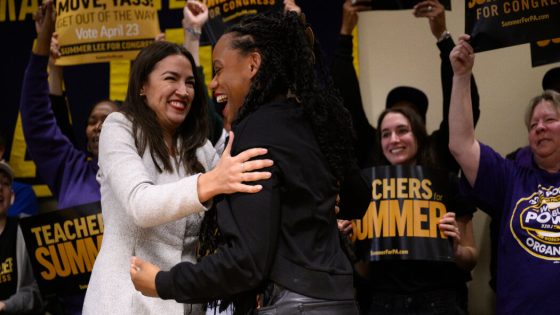 Ocasio-Cortez and Others Rally With Summer Lee Ahead of Primary – MASHAHER