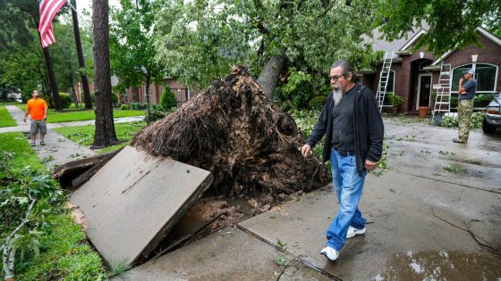 As Rains Lash Parts of Texas, Residents Brace for More Flooding – MASHAHER