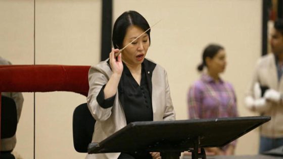 Conductor Xian Zhang breaks barriers – MASHAHER