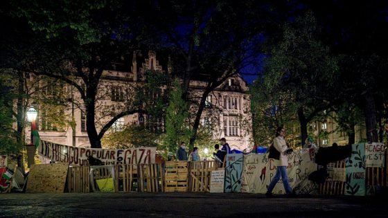 UChicago Says Free Speech Is Sacred. Some Students See Hypocrisy. – MASHAHER