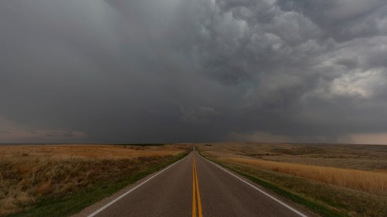 Oklahoma and Kansas Face Severe Weather Threat, Including Tornadoes – MASHAHER