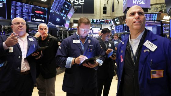 All the market-moving Wall Street chatter from Monday – MASHAHER