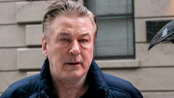 Judge rejects Alec Baldwinâs request to dismiss criminal charge in âRustâ fatal shooting – MASHAHER