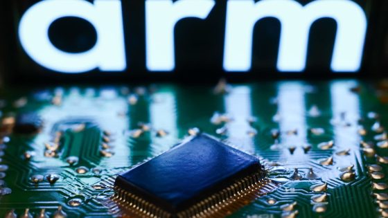 SoftBank’s Arm to launch AI chips by 2025 amid explosive demand – MASHAHER