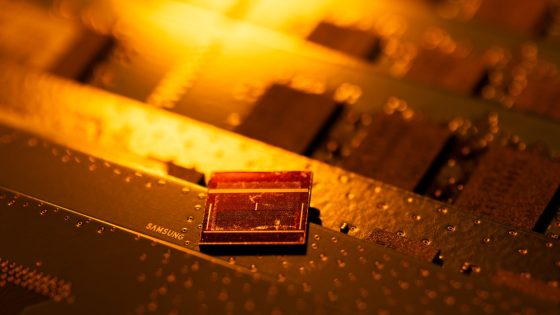 AI boom to keep supply of high-end memory chips ‘tight’ through 2024 – MASHAHER