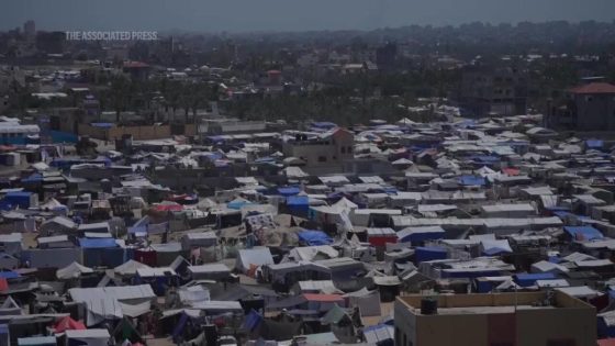 Tents crowd Mediterranean shore of Deir al-Balah as more Palestinian displaced arrive – MASHAHER