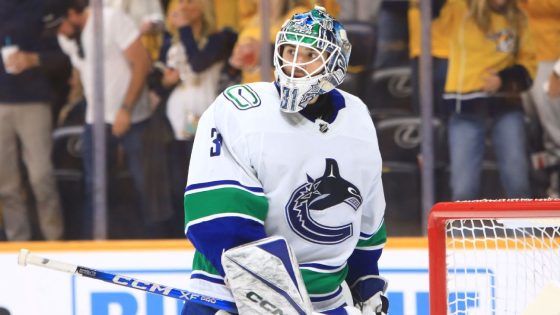 Unlikely goalie Arturs Silovs has Vancouver Canucks buzzing – MASHAHER