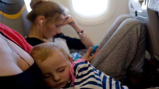 Mom Says Fellow Plane Passenger Flipped Out When She and Her Baby Were Offered a Seat with More Space – MASHAHER