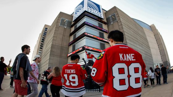 Blackhawks fans named most ‘ice cold’ and aggressive in NHL in new study – MASHAHER