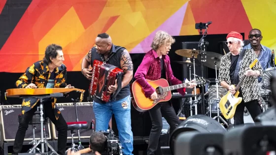 With the Rolling Stones headlining, half a million attend New Orleans Jazz Fest – MASHAHER