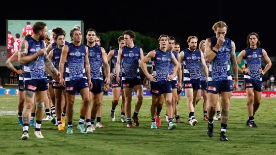 Geelong Cats record loss to Gold Coast Suns, fresh doubts after nightmare loss as ‘Muggle midfield’ exposed – MASHAHER