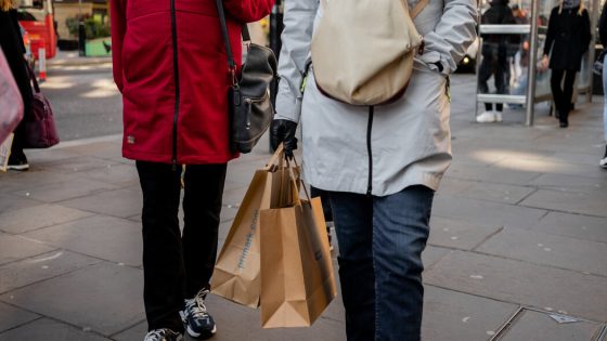 U.K. Inflation Falls to 2.3 Percent, Lowest in Three Years – MASHAHER