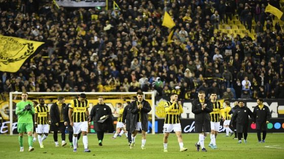 Football: Soccer-Vitesse players donate salaries to campaign to save club – MASHAHER