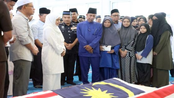 Ulu Tiram attack: Queen pays last respects to two slain policemen – MASHAHER