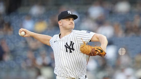 Yankees lose starting pitcher Clarke Schmidt to lat injury – MASHAHER