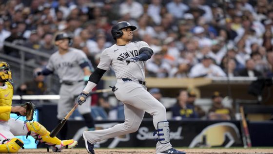 Juan Soto responds to Padres fan’s boos by hitting 423-foot home run during Yankees win – MASHAHER